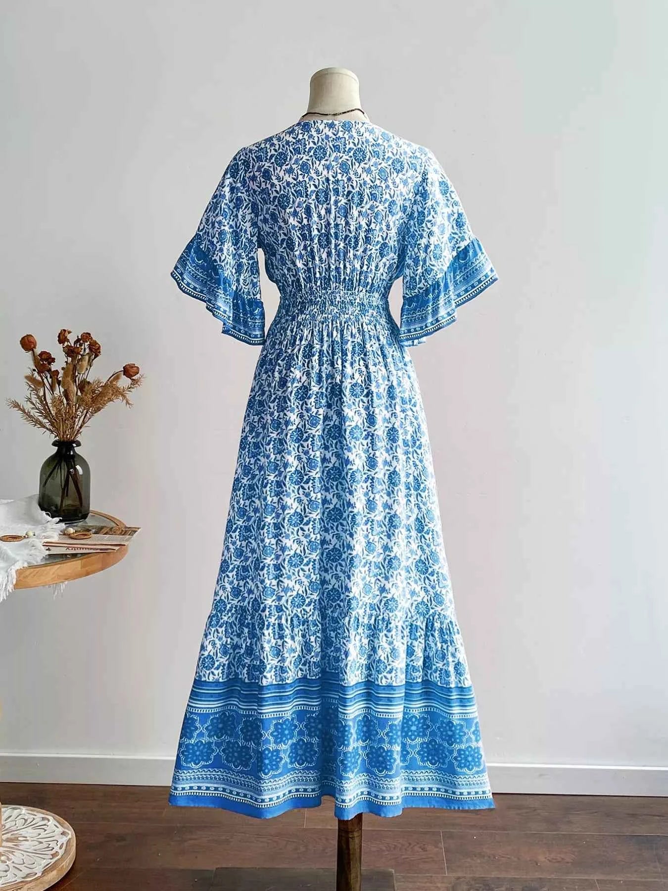 Floral Print Flounce Sleeve Dress 6ee2353e-61c3-42b4-8e43-fc280bfcd18a-Max-Origin