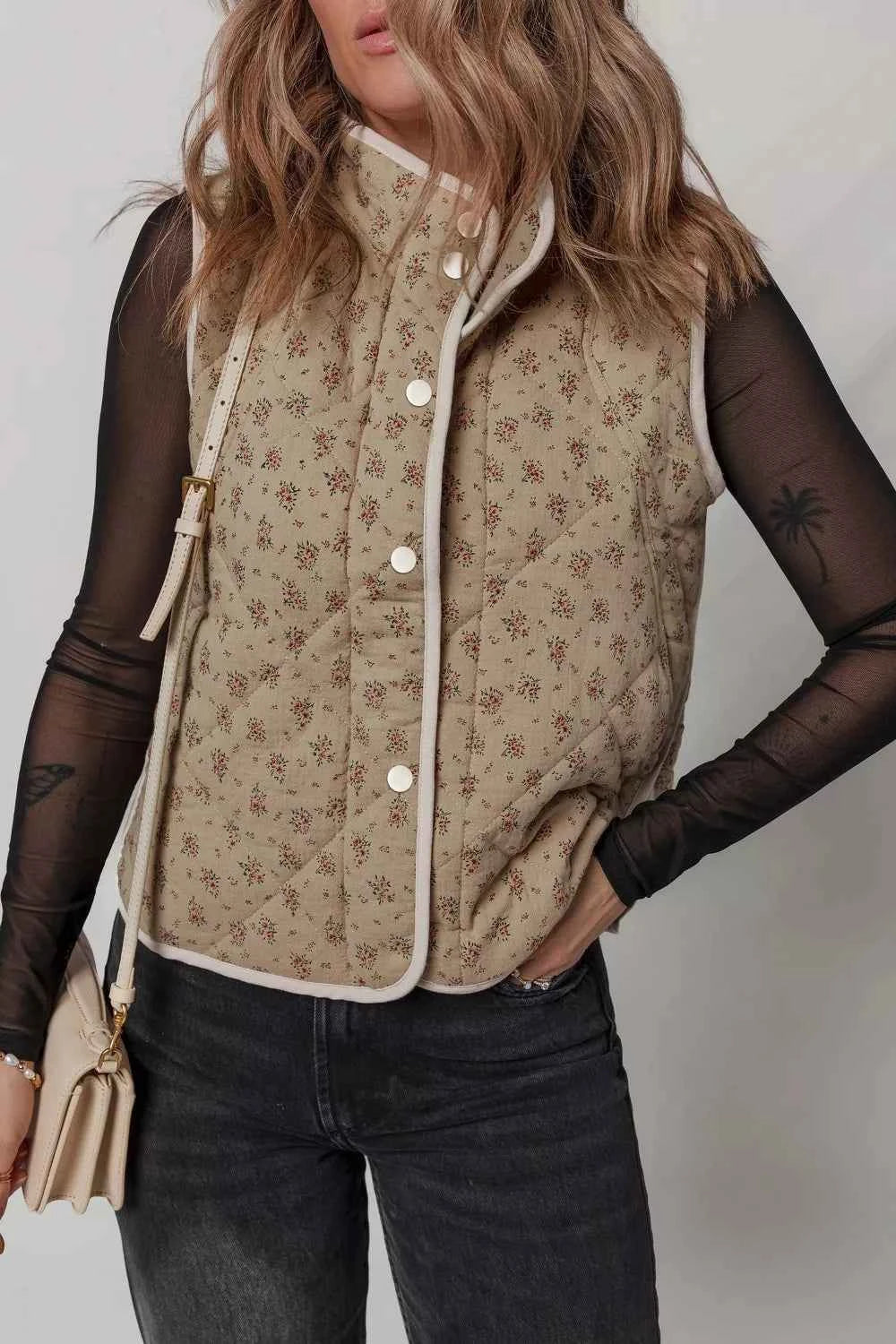 Floral Print Quilted Concealed Button Vest 6ef5f9f0-862e-4779-bea3-a51ef1d1d5c9-Max-Origin