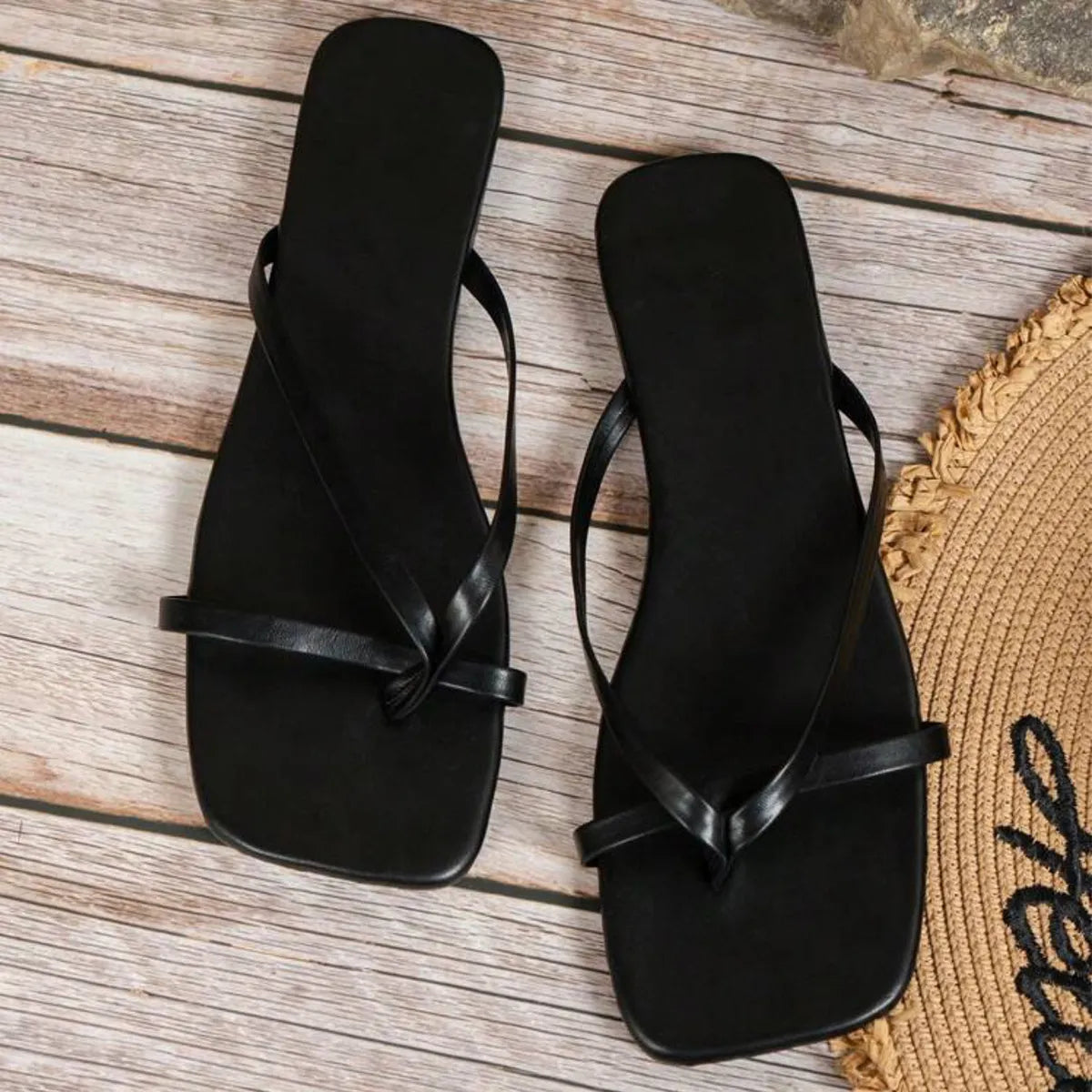 Toe Post Flats Sandals 6f2f2653-7766-450b-be1f-85bceb55fbd0-Max-Origin
