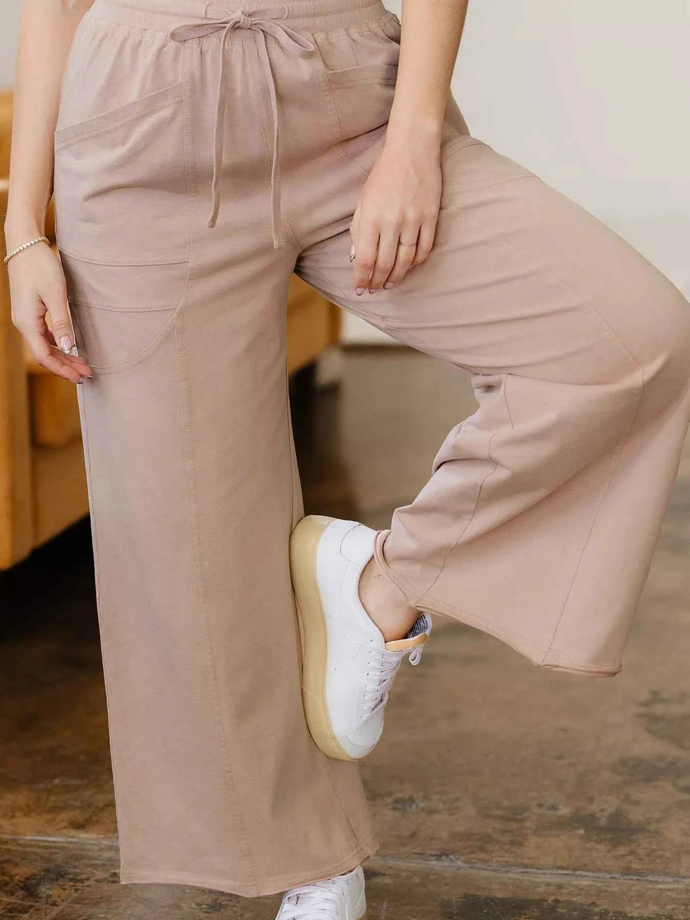 Solid Color Mineral Wash Piping Trim Pocketed Wide Leg Pants 6f51ed14d5f348cbb5e49026f9b8a909-Max-Origin
