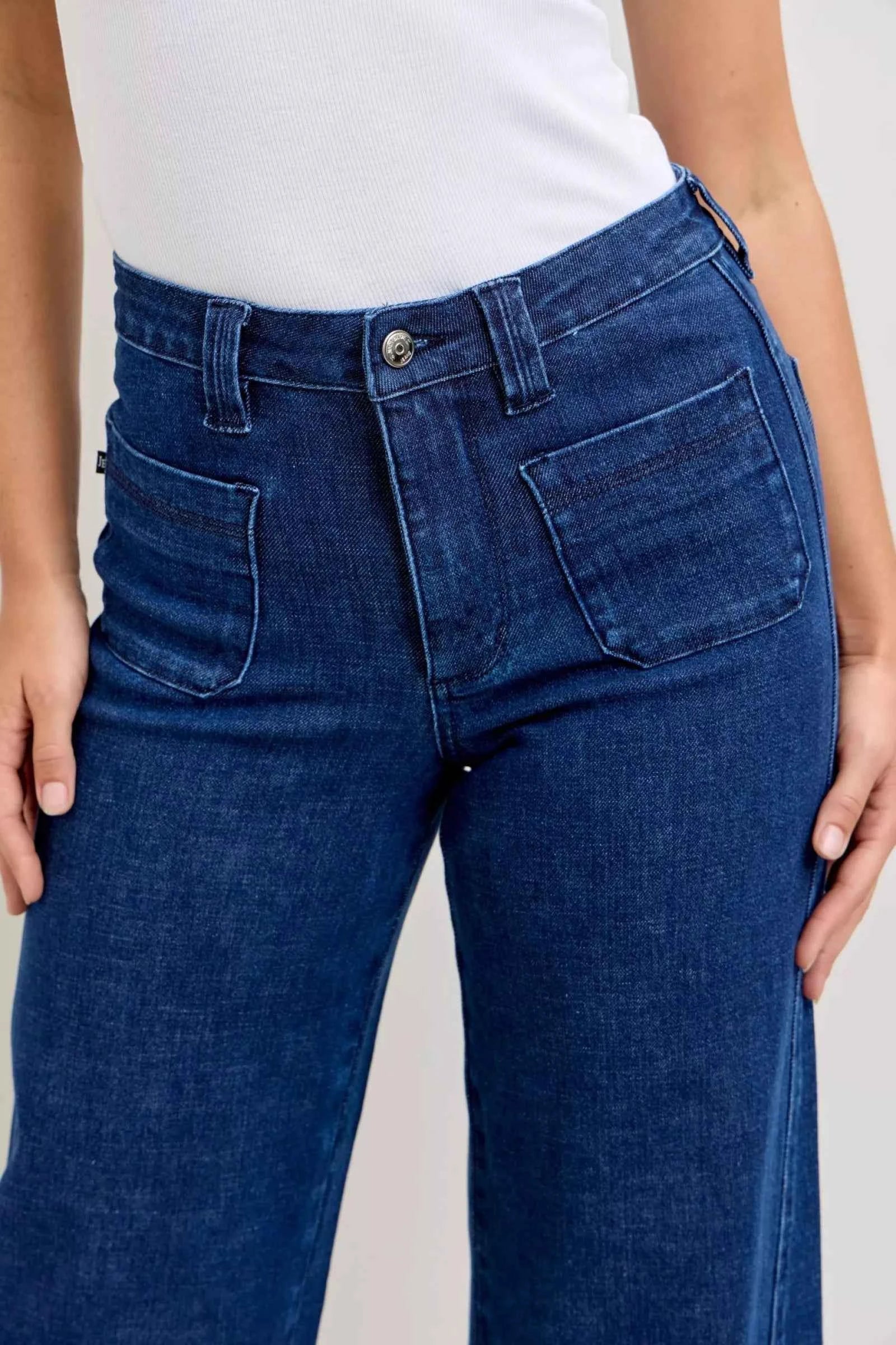 Judy Blue High-Waisted Retro Wide Jeans with Patch Pkts & Twisted Seams 6f8c6d76-c9d7-4a4b-80b8-025e885bde57-Max-Origin