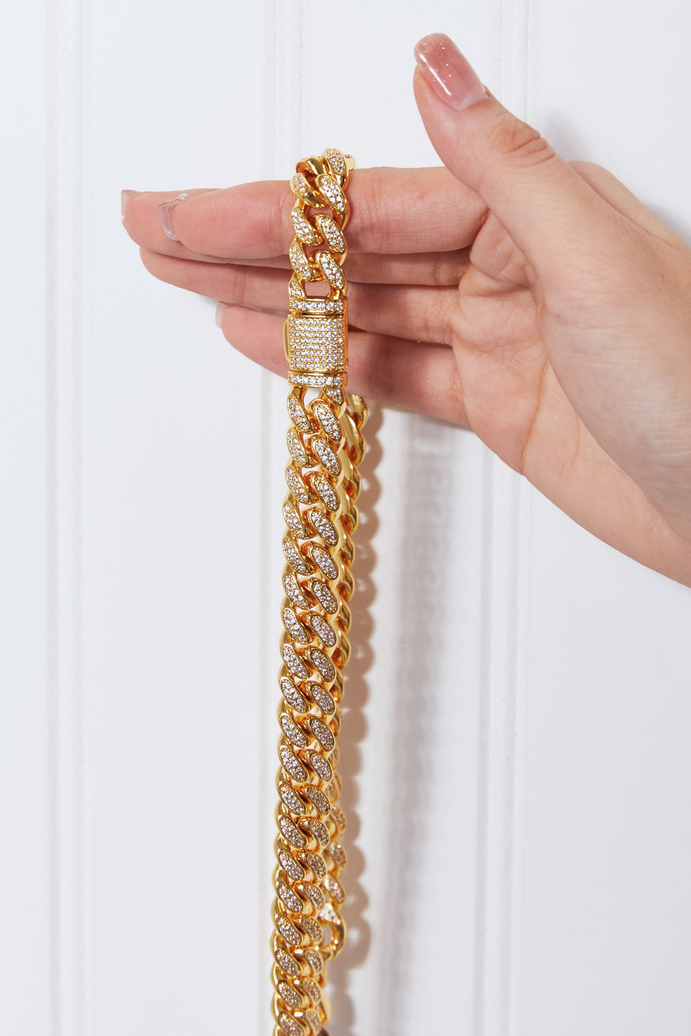 Brass Curb Chain Necklace 6fcf69a6fa6b4f3cb2bb163aa73e918f-Max