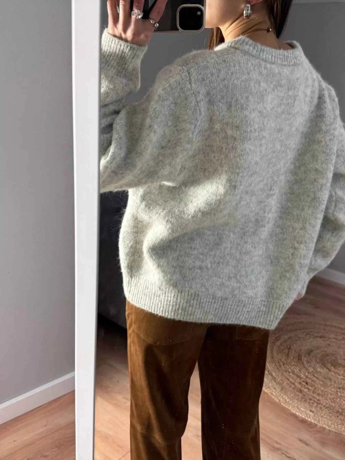 Button Up Long Sleeve Cardigan 7000b394be794b9e8d739c2f173c2c69-Max-Origin