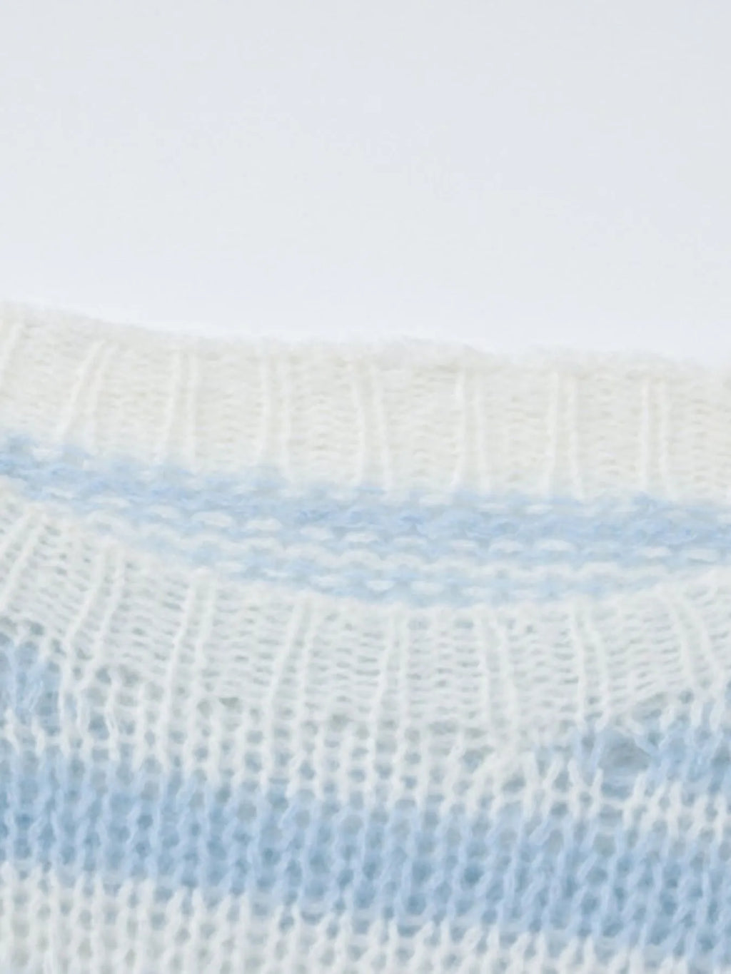 Colorful Abstract Pattern Striped Sweater 703e1eea-7c04-4331-9e2c-4b3e46d536e5-Max-Origin