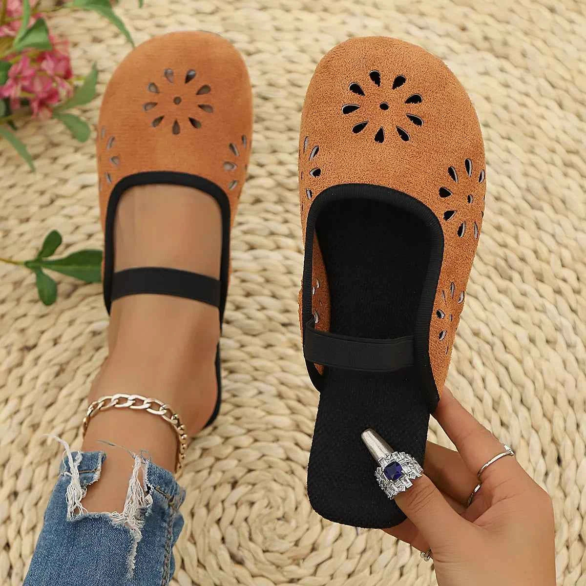 Cutout Round Toe Slip-Ons Brown 704386f009134d4ca3d53ad979220f51-Max-Origin
