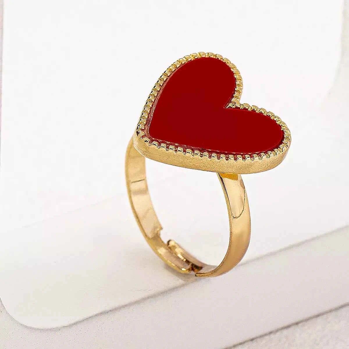 18K Gold-Plated Heart-Shaped Ring 70600f49-bb50-4e9e-b607-cf6258165a80-Max-Origin