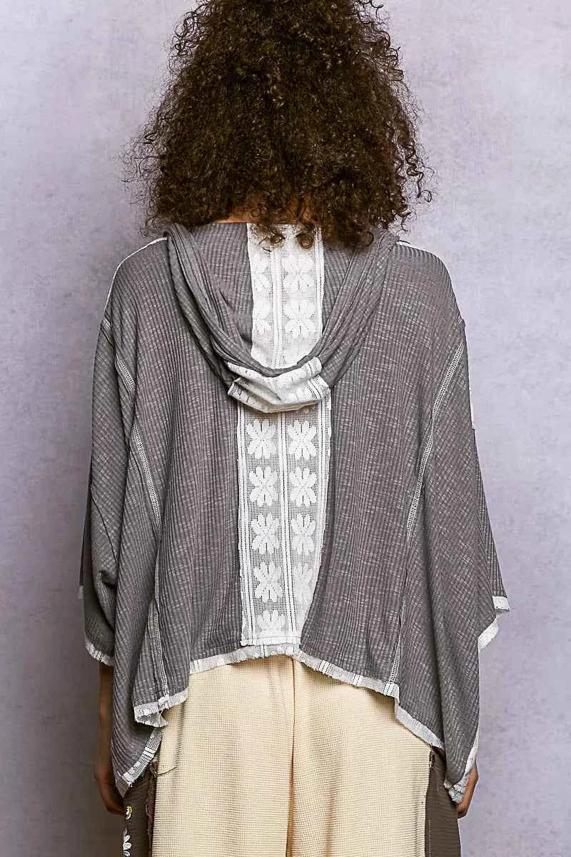 POL Short Sleeve Hoodie Top with Lace Detail 7098cbfb-52f5-4914-ac1b-e00d60655f2b-Max-Origin