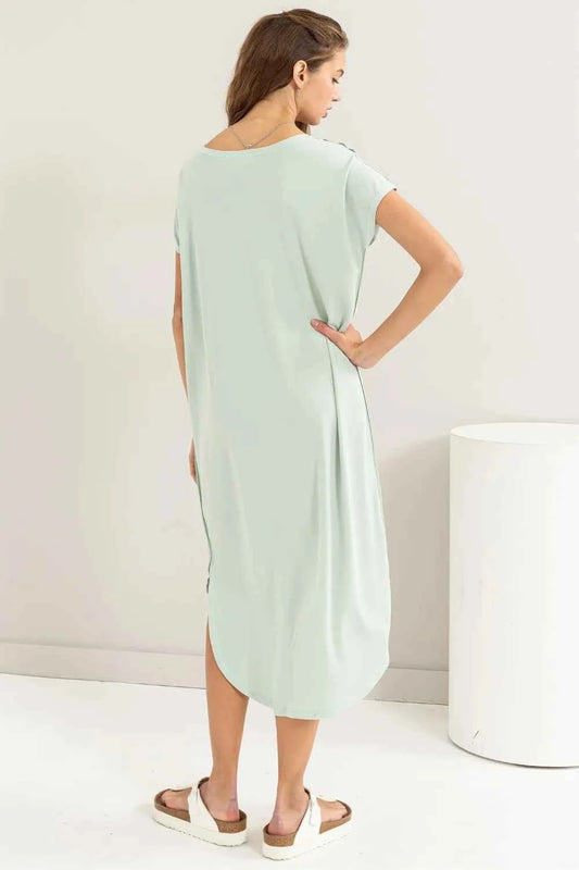HYFVE Short Sleeve High-Low Slit Midi Dress 709aabd9-8039-4a1d-9d17-a8fc1144ff1b-Max