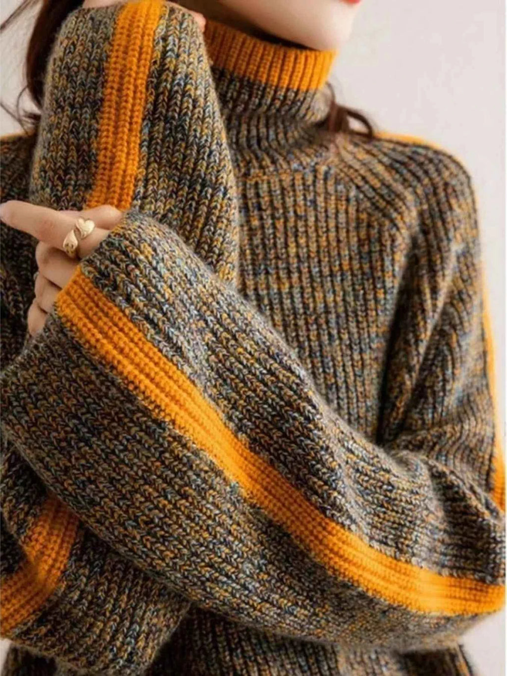 Contrast Trim Turtleneck Long Sleeve Sweater 70ac7e6dbfcf4404a23d321db51eb3a4-Max-Origin