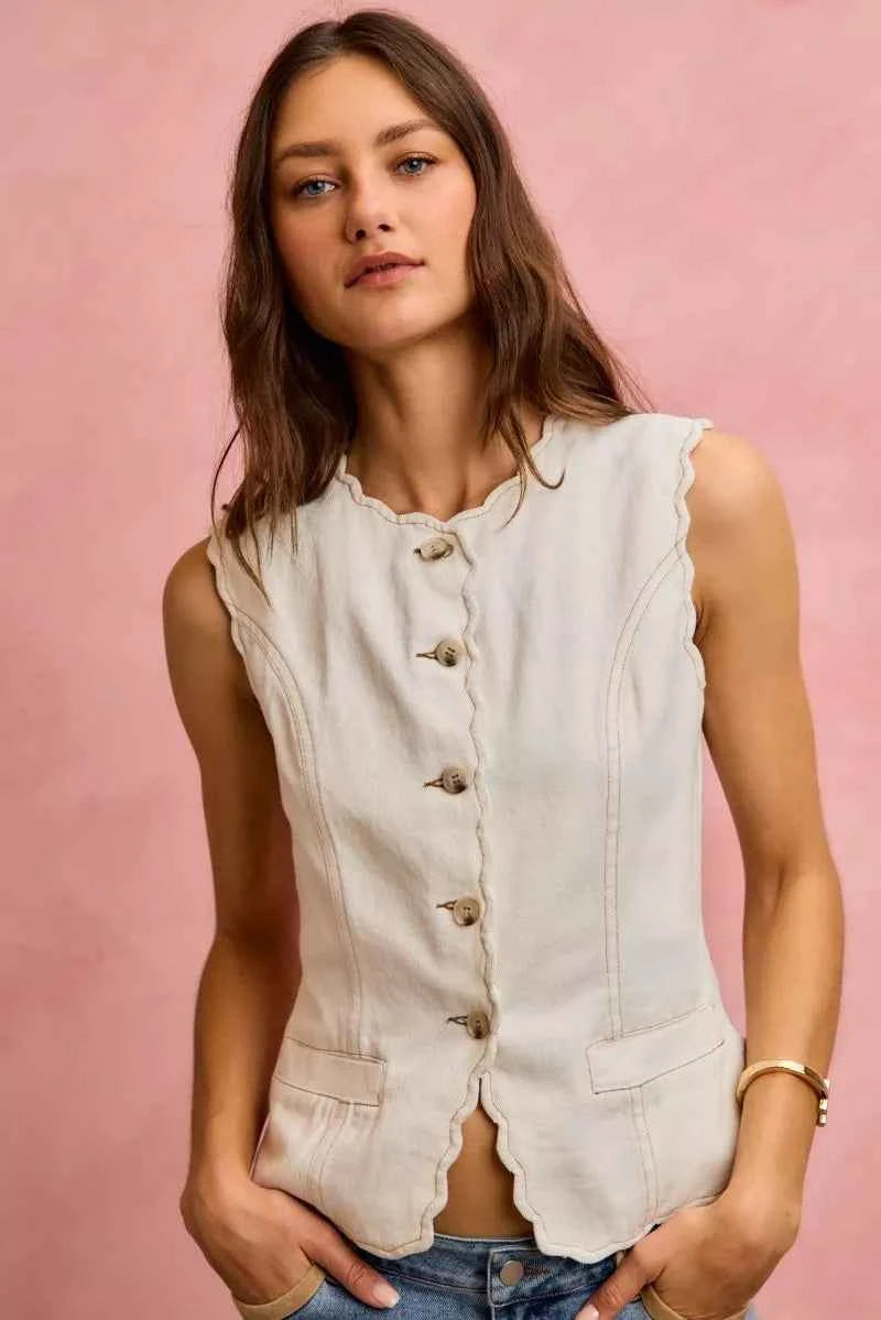 SO ME Scalloped Edge Cotton Twill Washed Vest Top 7147528b6b6744f397f23486c03354e5-Max-Origin
