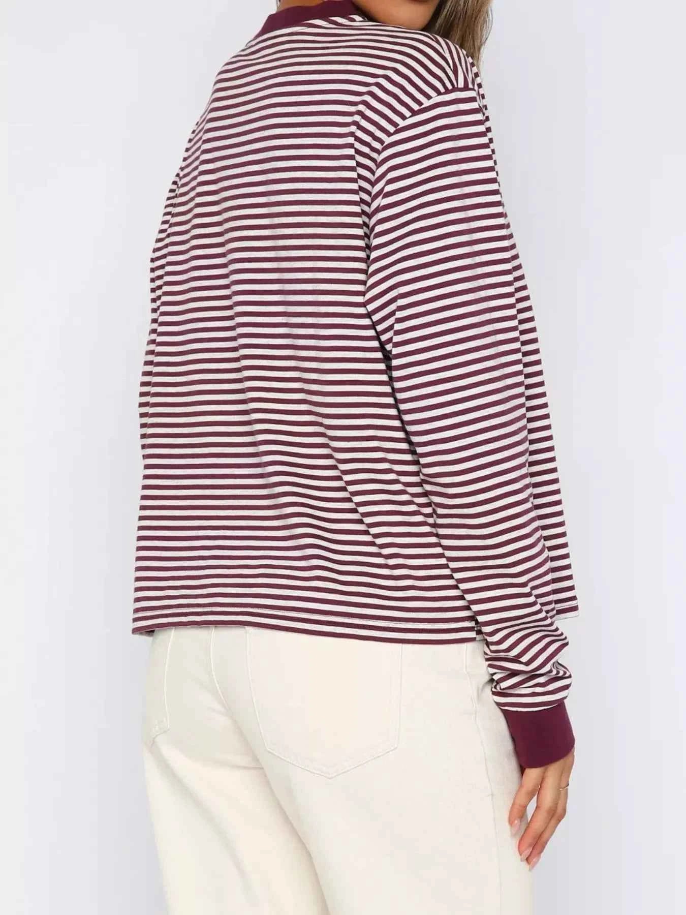 Striped Oversized Round Neck Sweatshirt 71605419-b76a-4a10-ae76-77c7a8702065-Max-Origin