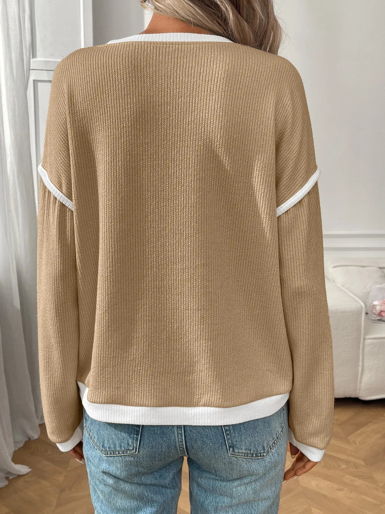 Ribbed Contrast Trim Long Sleeve Top 717b91fb-d693-479b-97f1-a68ff703d4f9-Max-Origin