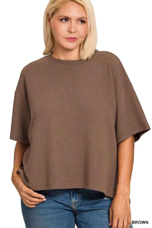 Full Size Double Knit Side Slits Hi Low Short Sleeve Top Plus Size 71852171-9bc2-463a-b1f5-87737d210dc0-Max-Origin