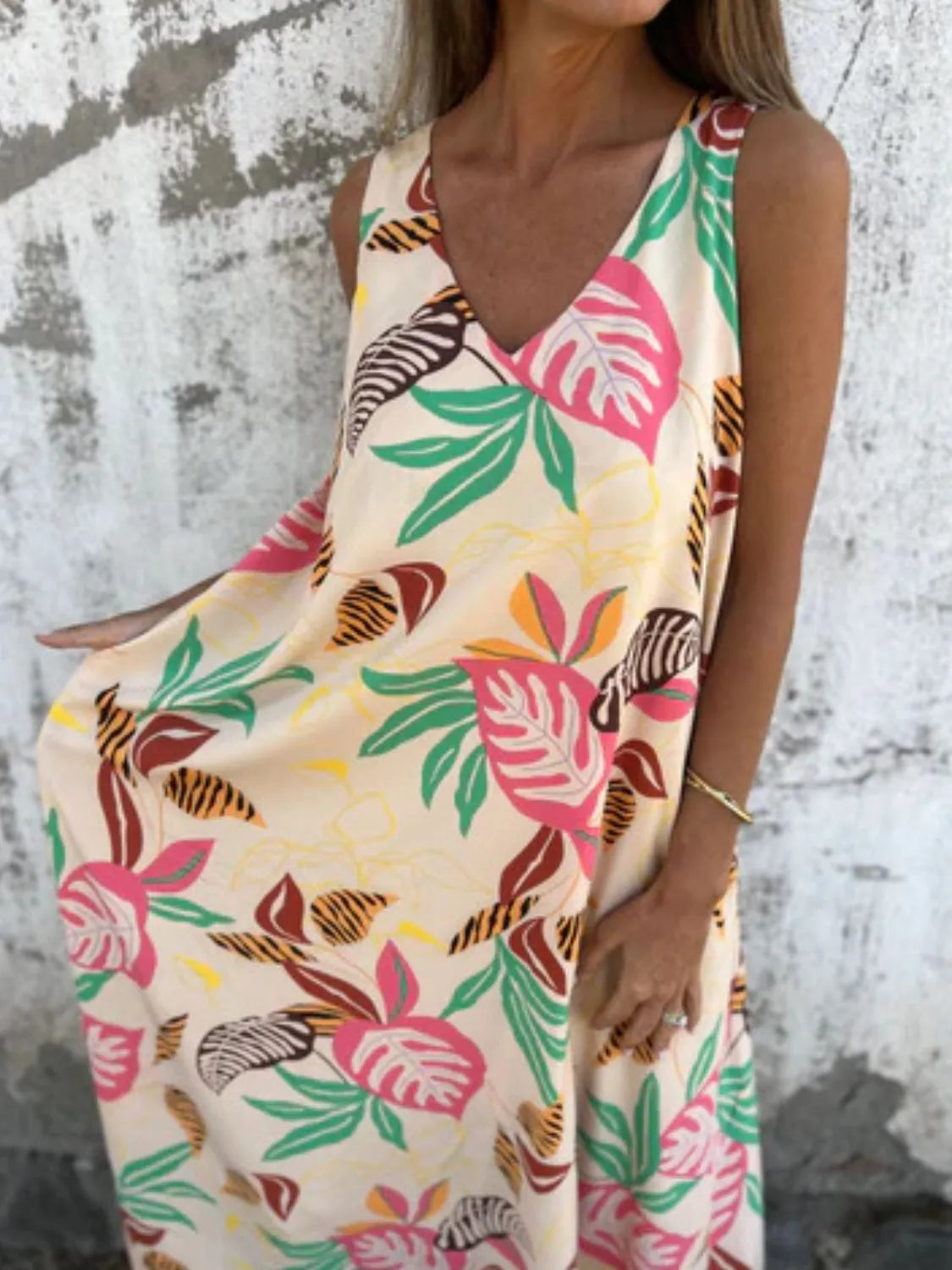 Full Size Printed V-Neck Sleeveless Dress Plus Size 71eb9a6f-b8fb-4ee4-b3af-6ec1b10de574-Max-Origin
