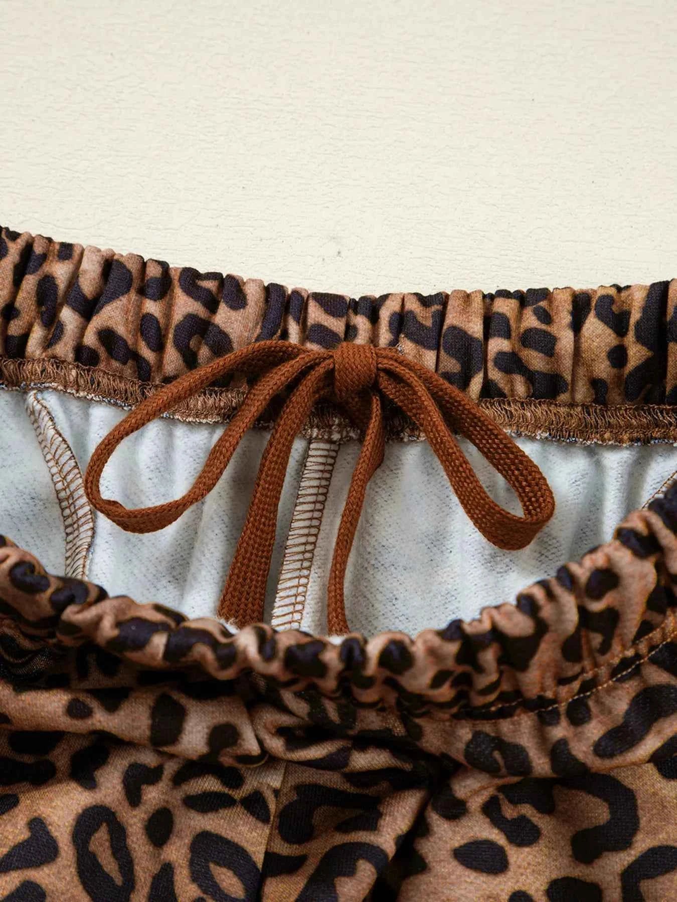 Leopard Print Contrast Trim Long Sleeve Top and Pants Set 724bf4972f394f138a97eb05afa44745-Max-Origin