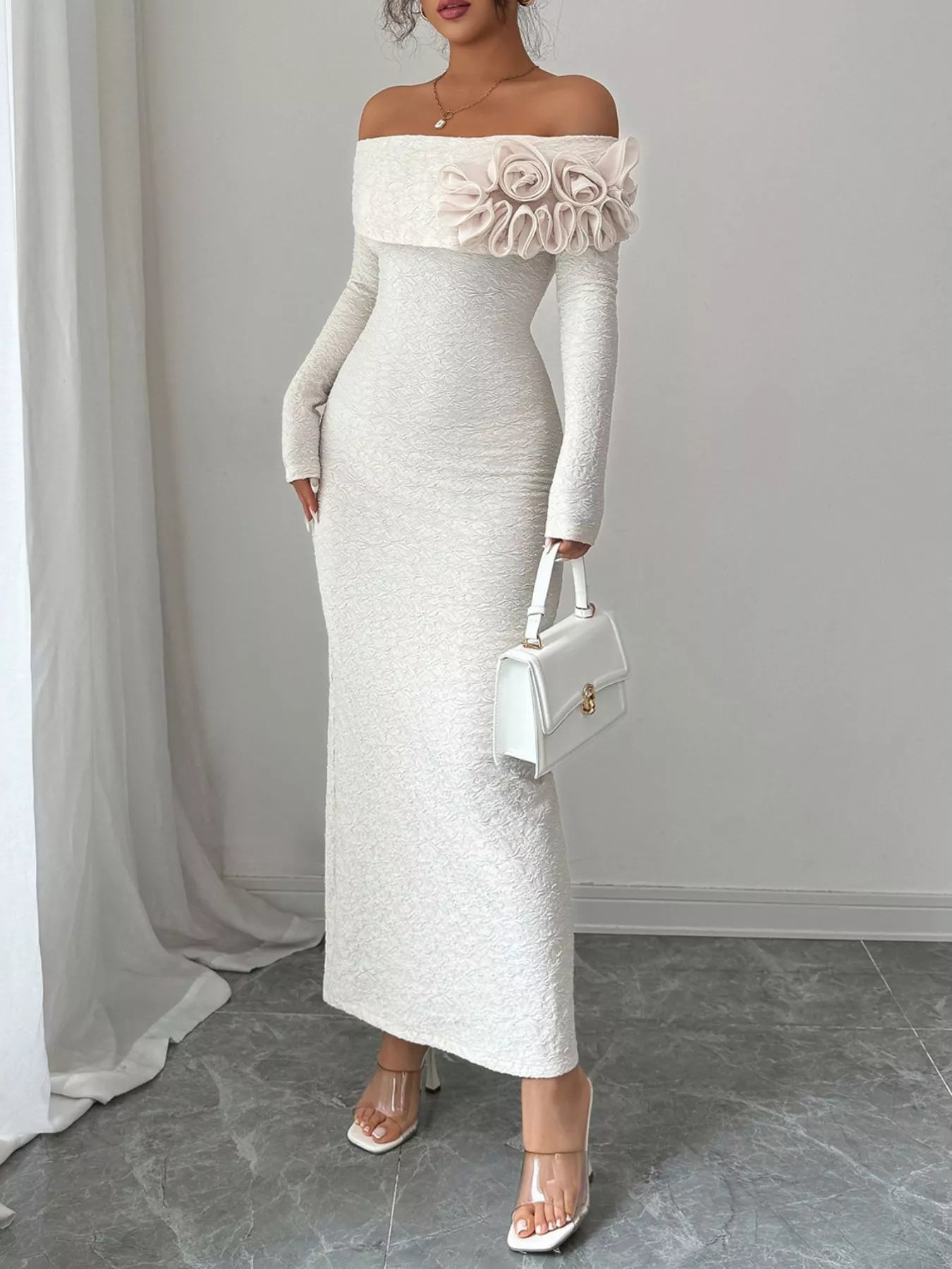 Flower Off-Shoulder Maxi Dress 727a28f6-e905-47f5-b954-348fa77f3c90-Max-Origin