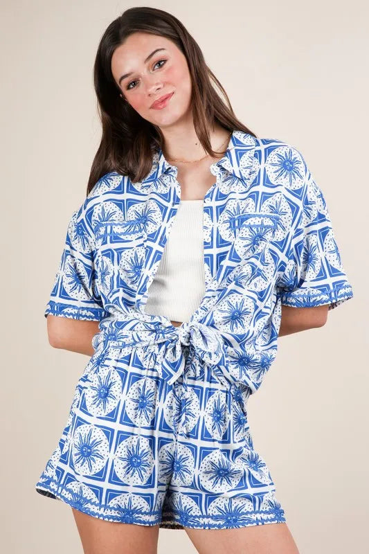 VERY J Full Size Tropical Printed Shirt Top and Shorts Set Plus Size 72dd6f54d37b4a11ab03a893b51d9dbe-Max-Origin