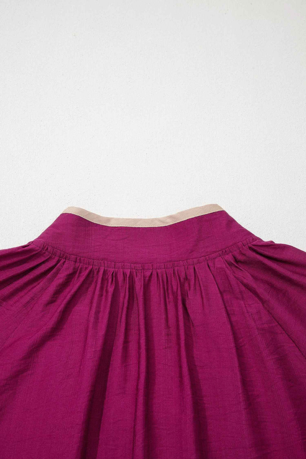 Wild Ginger Plus Size Contrast Trim Button V Neck Puffy Bracelet Sleeve Blouse 72e5c85eea45f02a