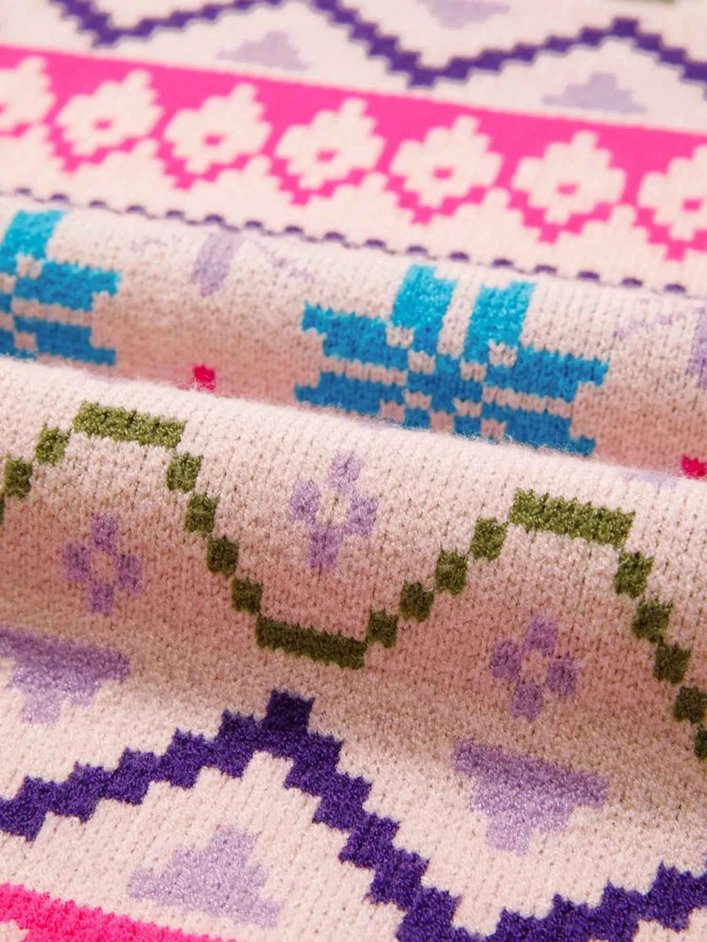 Multicolour Ethnic Christmas Pattern Knit Feather Cuffed Sweater 735213dd9d774c2199838e092d2461a1-Max-Origin