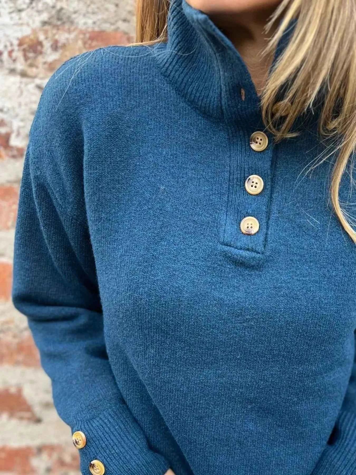 Full Size Button-Detail Turtleneck Sweater Plus Size 73d62bde-3465-4cba-91e3-5d423a678488-Max-Origin