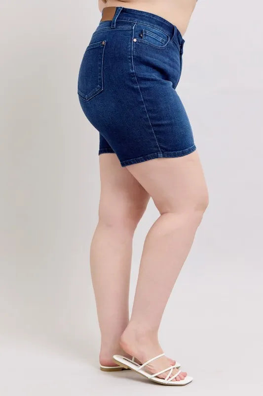 Judy Blue Full Size High Waist V-Front Bermuda Plus Size 73d9e524-de15-4e47-9326-2de38921e058-Max-Origin