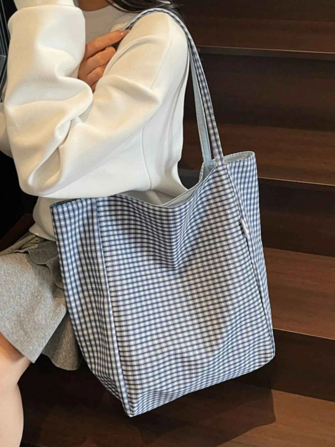 Plaid Pattern Tote Bag Blue One Size 7411e567-4995-48f8-b6b3-b43dc22ceb49-Max-Origin