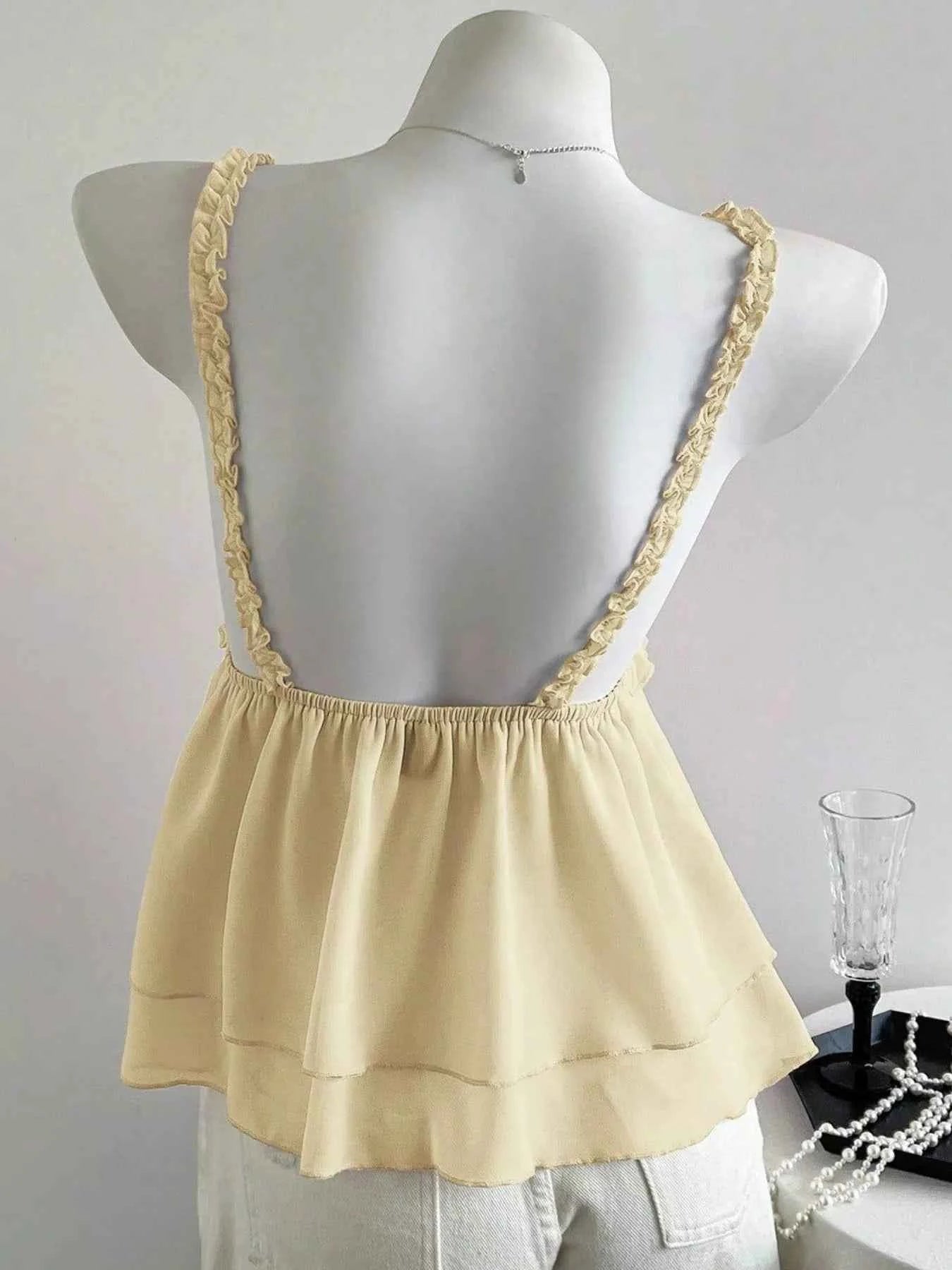 Lace Detail Layered Cami 742d7033-caf4-419e-b601-3e40a1ca75dd-Max-Origin