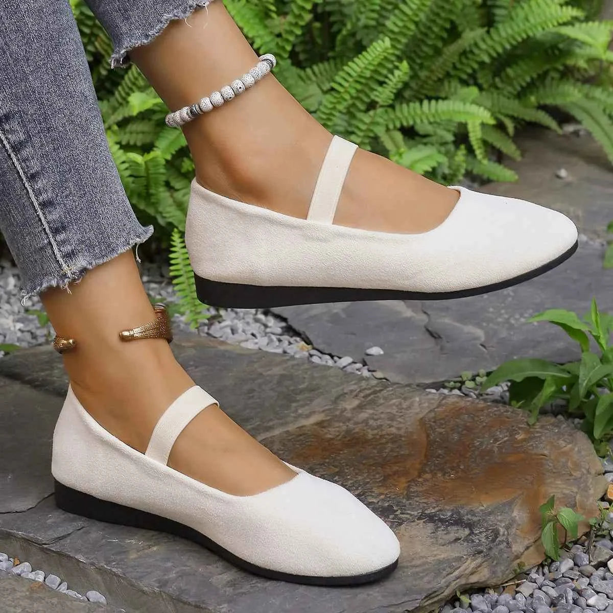 Round Toe Flats Slip-Ons 747b26d4b27a49bcb750b9fc1895dbad-Max-Origin
