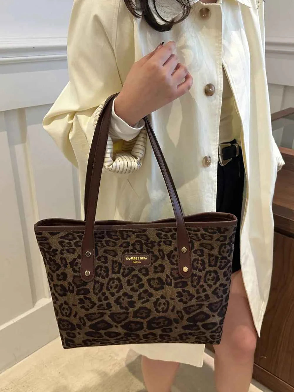 Leopard Polyester Tote Bag 74c951bd-24bc-424e-be36-f6e7ed0def04-Max