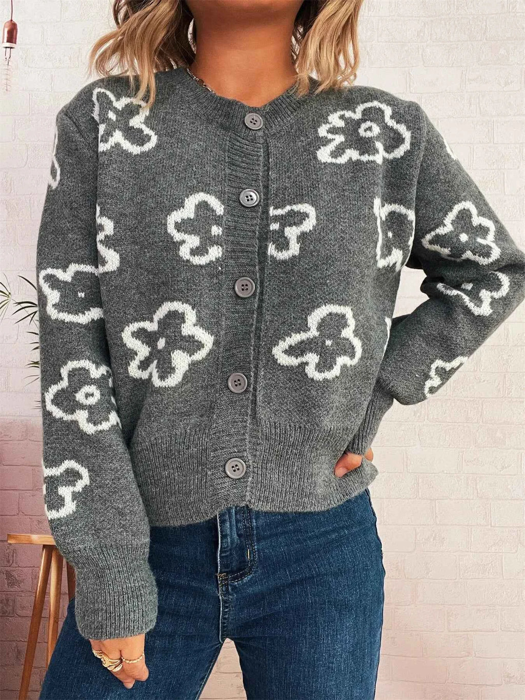 Floral Pattern Button-Up Cardigan 75395cafd3194086ba10a24b469b2627-Max-Origin