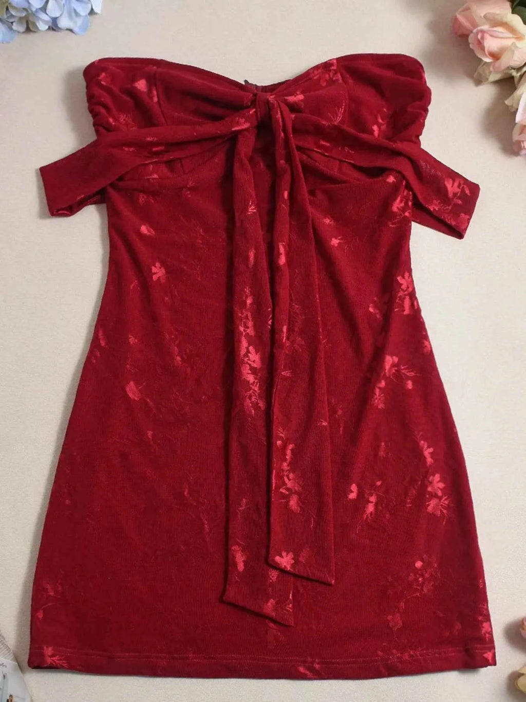 Sweetheart Neck Off Shoulder Dress 756fbabb-4b3f-4a65-8d27-0bdcd715563d-Max-Origin