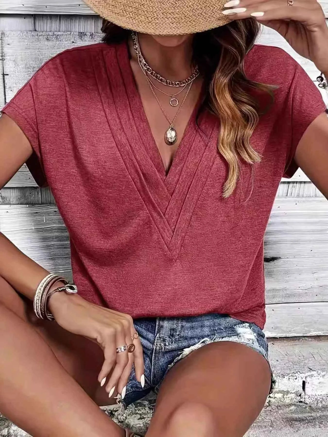 V-Neck Short Sleeve Casual Top Wine Red 75e0e504f5634c9982e005274e3c17ff-Max-Origin