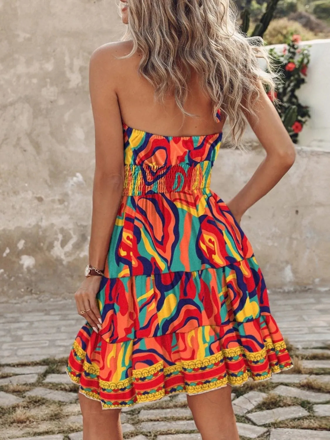 Paisley Print Halter Neck Mini Dress 75ee6883-0e2b-4c79-8818-5e349091f46c-Max-Origin