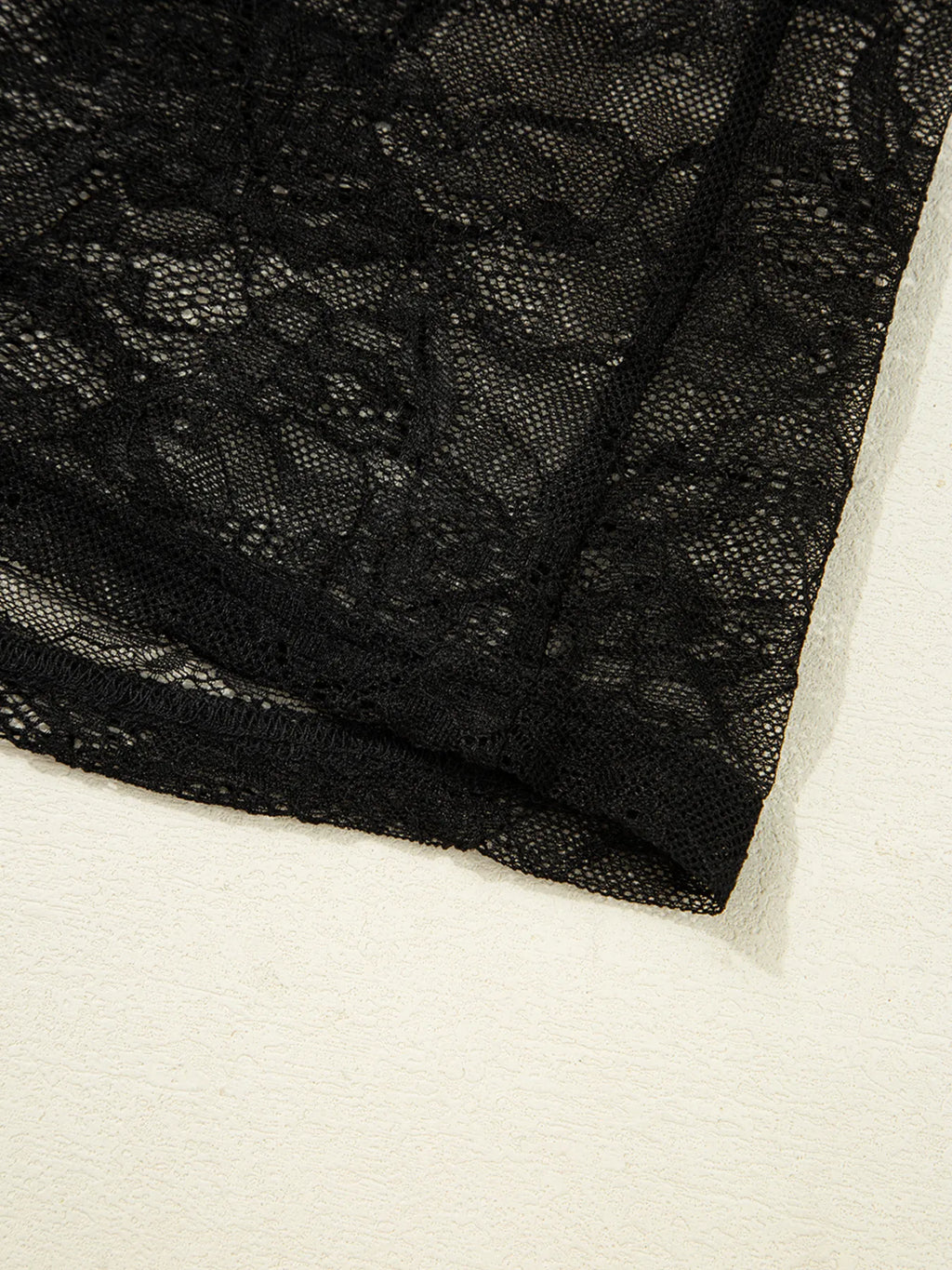 Lace Crochet Mesh Patched Slim Fit Long Sleeve Top 760b0387ea8f454e8f002f18a1cf556f-Max-Origin