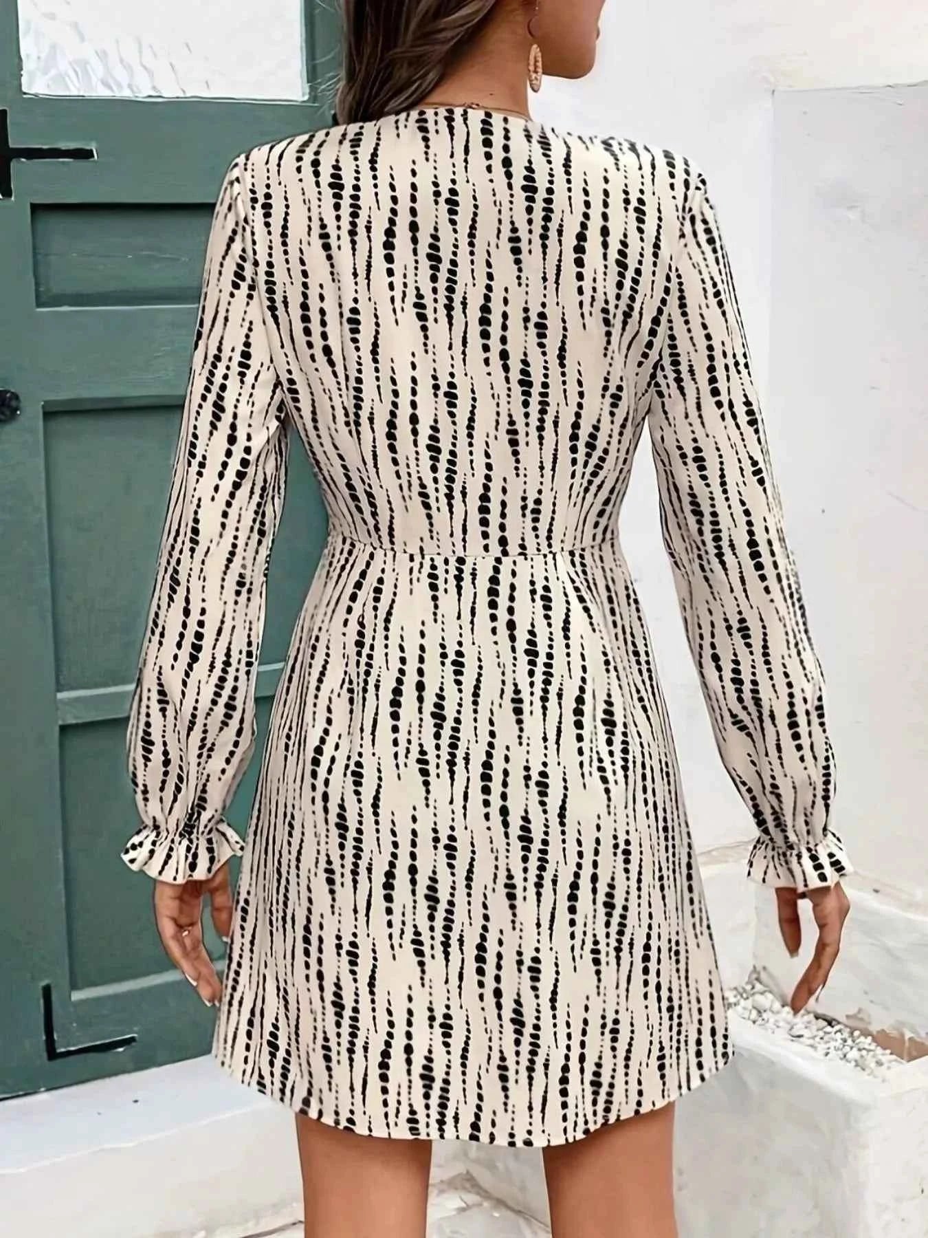 Button Front Flounce Sleeve Dress 7616ca90-3c1b-4217-9e41-3d060b03d986-Max-Origin