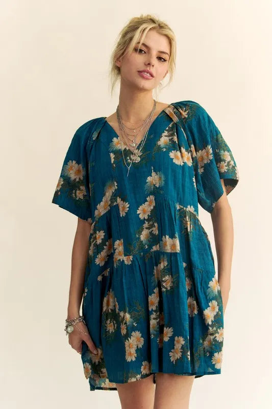 Floral Print Short Bell Sleeve Pleated Mini Dress 762f47f8a43f40b79c1b3d1cf5a0434a-Max-Origin