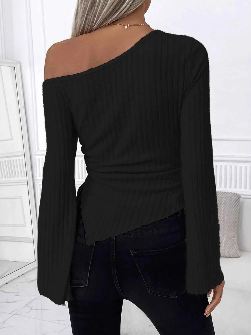 Ribbed One Shoulder Asymmetrical Hem T-Shirt 765f08eba6404fcfb95890ba96ce2044-Max-Origin