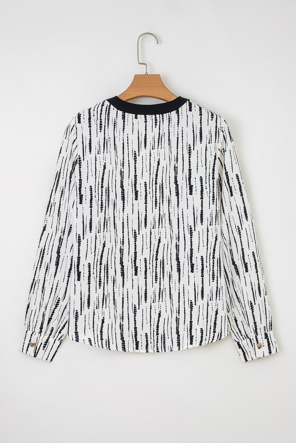 White Abstract Print V-neck Long-sleeve Blouse 7684a92e7bc9694f