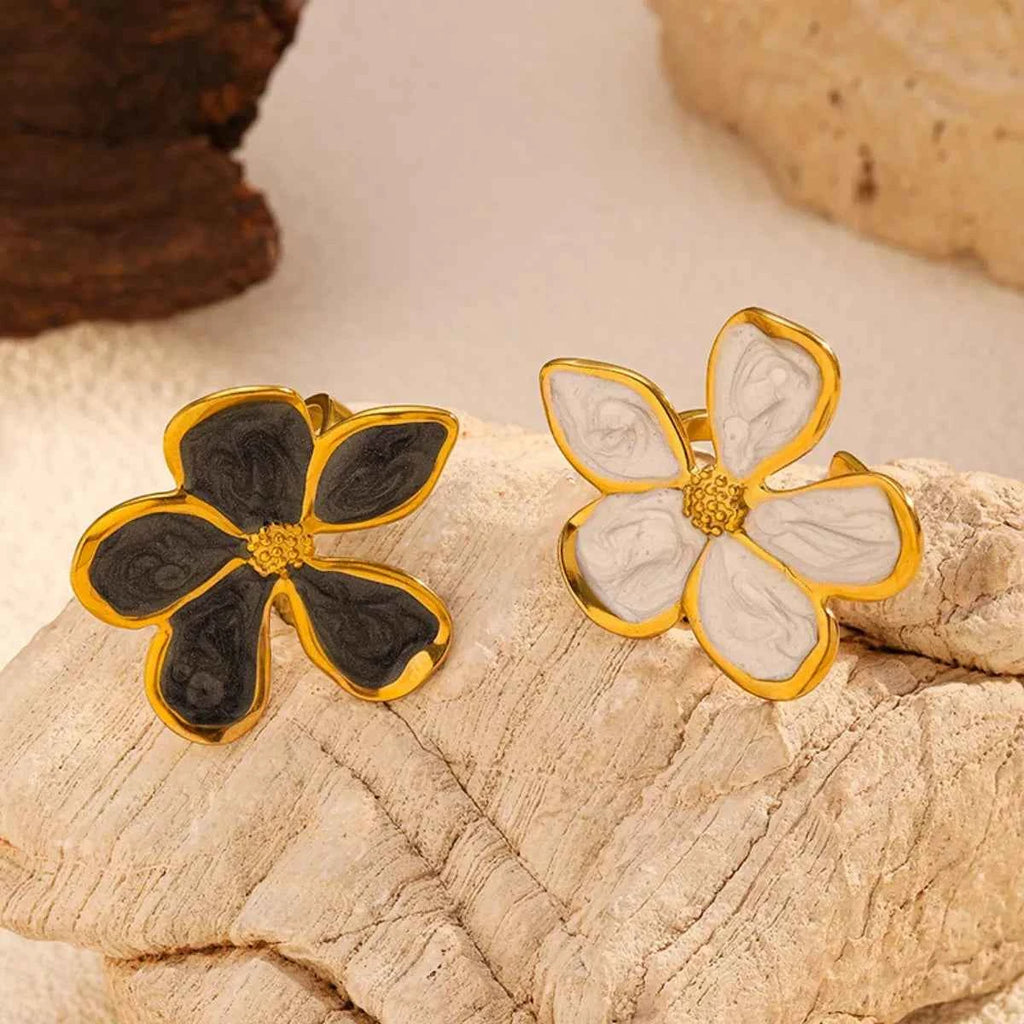 Flower Open Ring 768cf013-38d1-4cf3-960c-0888f1f3674c-Max-Origin