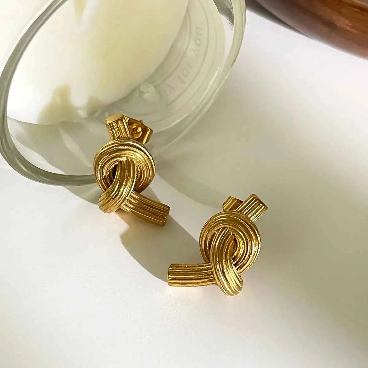 18K Gold-Plated Twisted Knot Stud Earrings 76986843-714d-4966-bbe3-f382895ea9df-Max-Origin