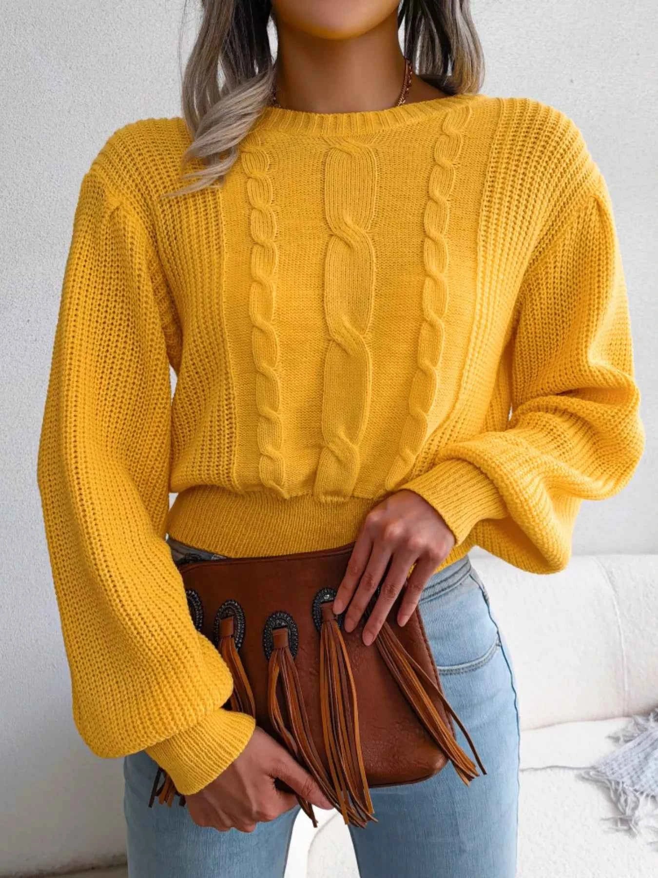Cable Knit Round Neck Cropped Sweater 76ba54c6-bd17-4e9c-85cb-ea922c76ba94-Max-Origin