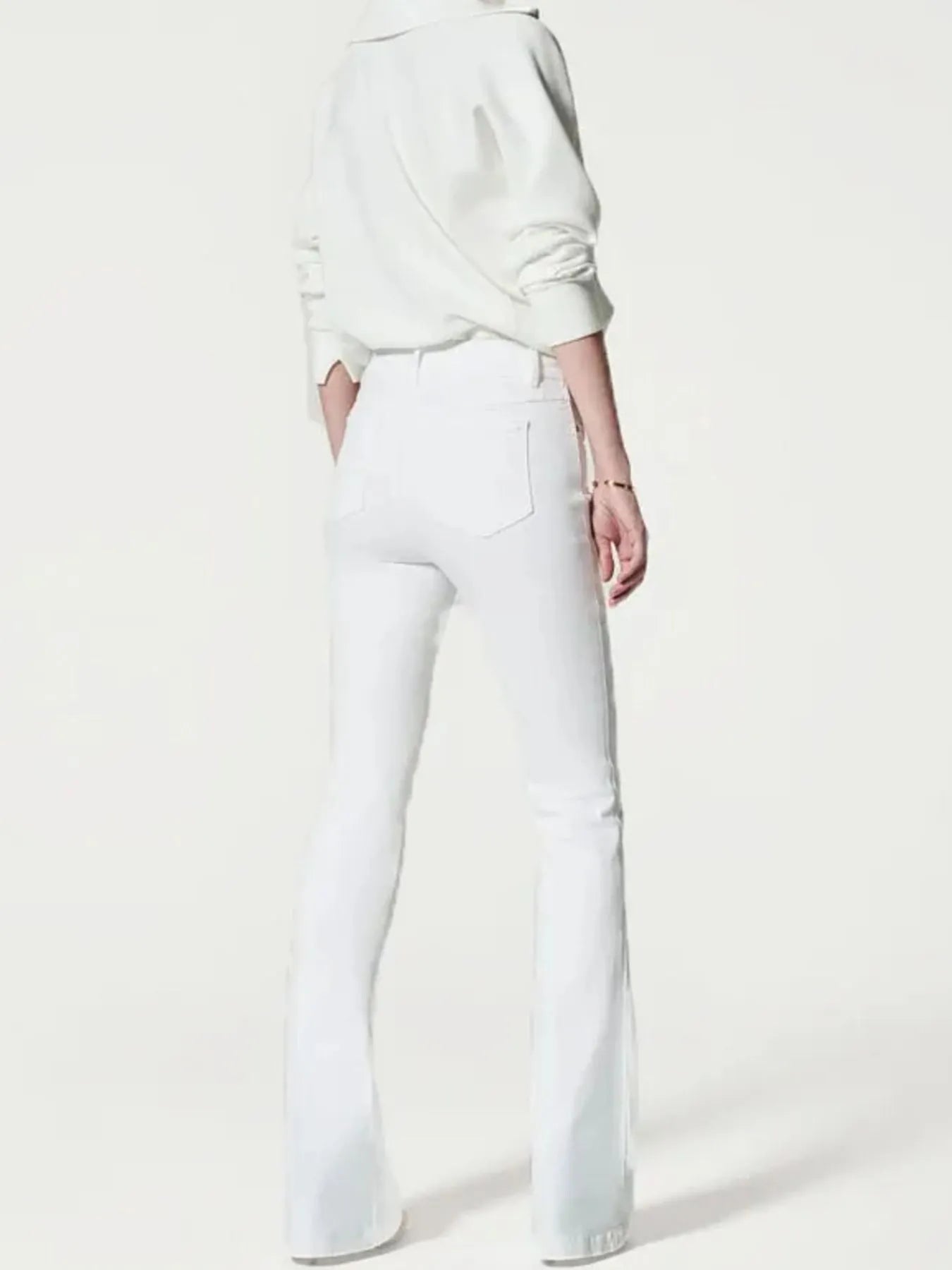 Full Size High-Waisted Flare Jeans Plus Size 76da3edb-4a96-4e89-9892-27357fc2ea99-Max-Origin