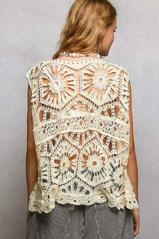 Openwork Round Neck Floral Crochet Tank 77241736-3f71-4c54-b057-0ea7c2375820-Max-Origin