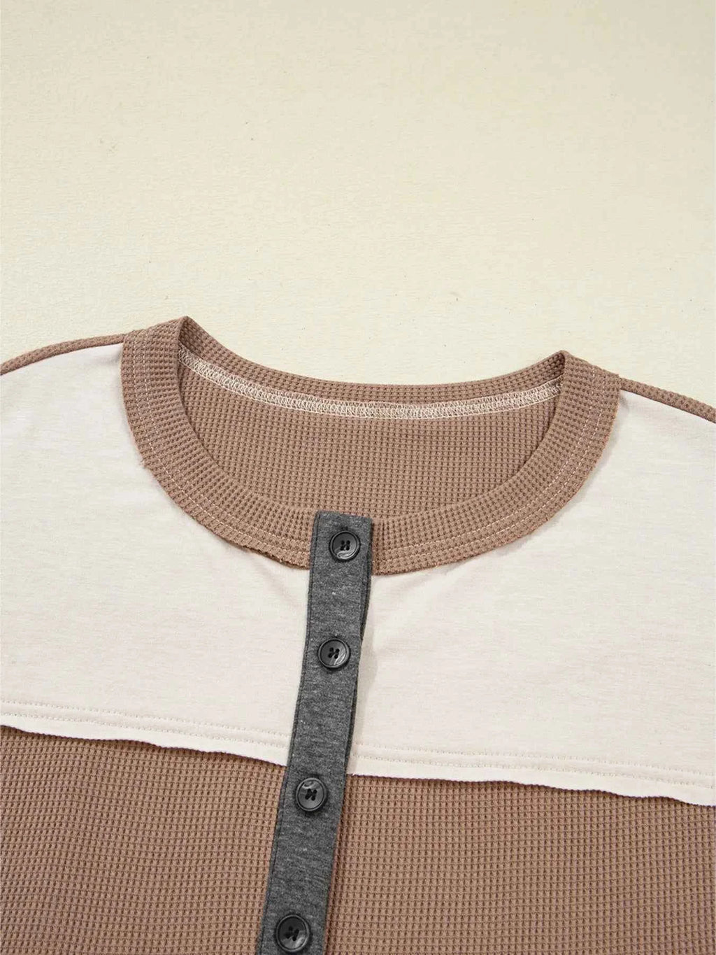 Color Block Waffled Loose Henley Top 773973eb80da4ca1a16e065a6087727a-Max-Origin