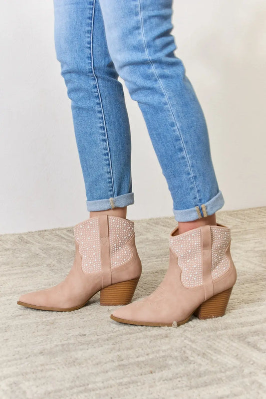 East Lion Corp Rhinestone Ankle Cowgirl Booties 774f7ecb6778485683299bb8acc62fa2-Max