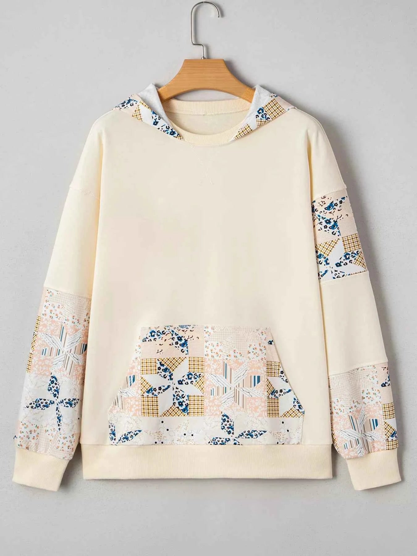 Geo Pattern Patchwork Hoodie with Kangaroo Pocket 77d8eaffd933498c949bcf5bc075ccd9-Max-Origin