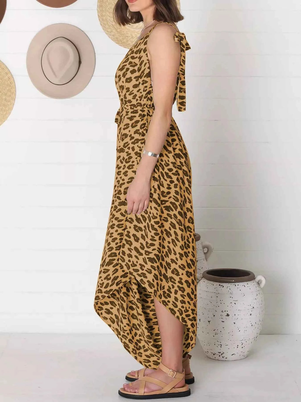 Full Size Leopard Print V-Neck Wide Leg Jumpsuit Plus Size 77fb3fbeea544ccd986e3ebba42f706b-Max-Origin