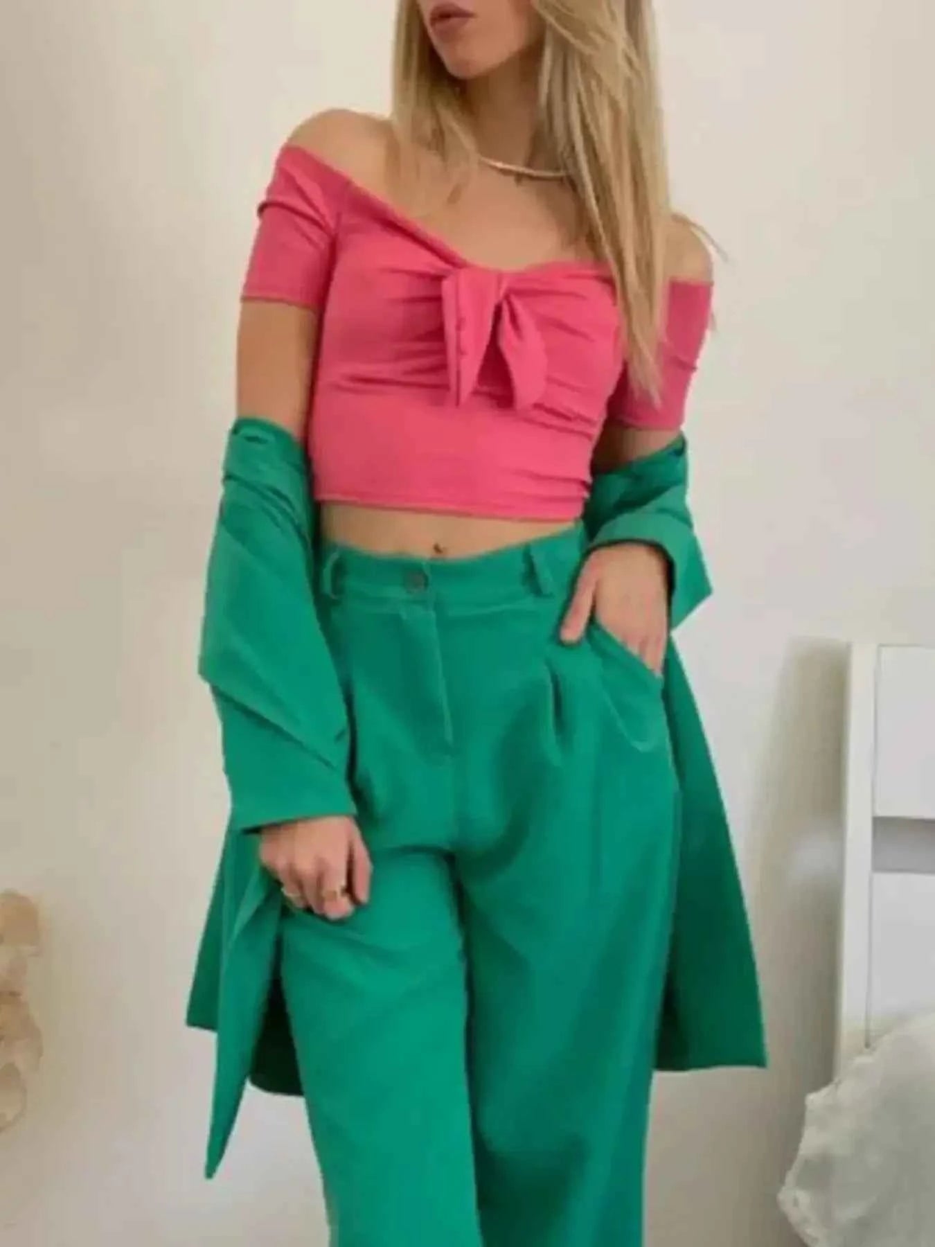 Off-Shoulder Bow-Tie Crop Top 78287d4b0a2649bf82ad1c38653138de-Max-Origin