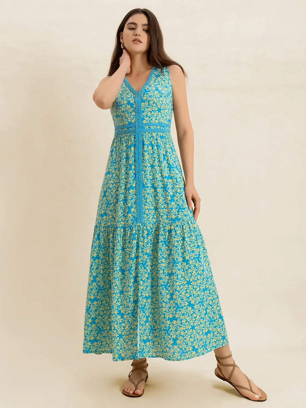 Slit Printed V-Neck Sleeveless Dress 7860dcea-aff8-42fe-95c4-704f622fb9ac-Max-Origin