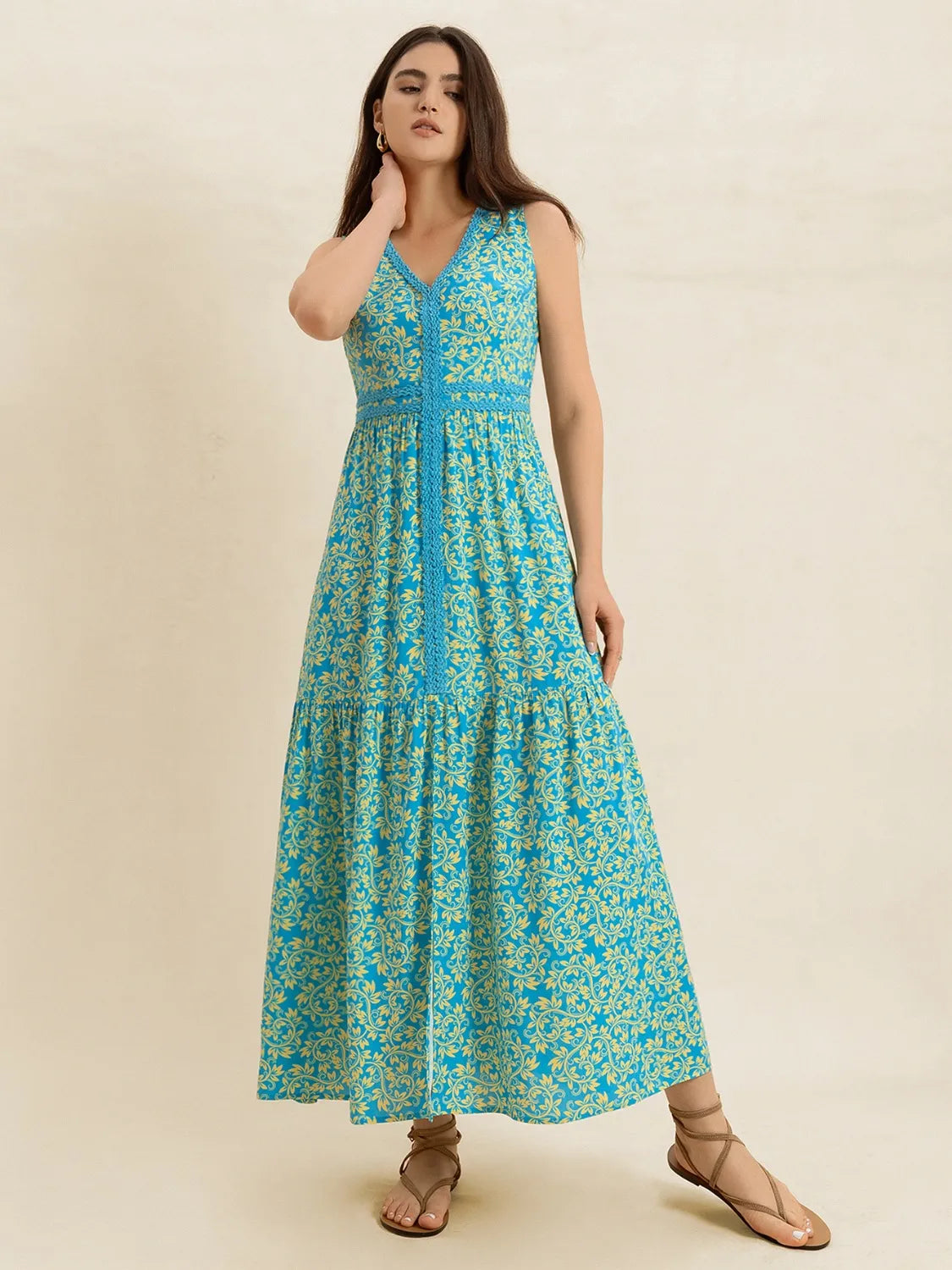 Slit Printed V-Neck Sleeveless Dress 7860dcea-aff8-42fe-95c4-704f622fb9ac-Max-Origin